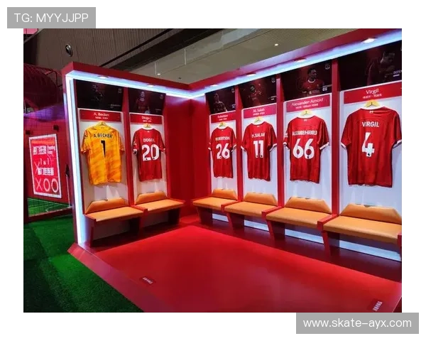 足球球星正版周边热销引爆粉丝收藏热潮全面解析